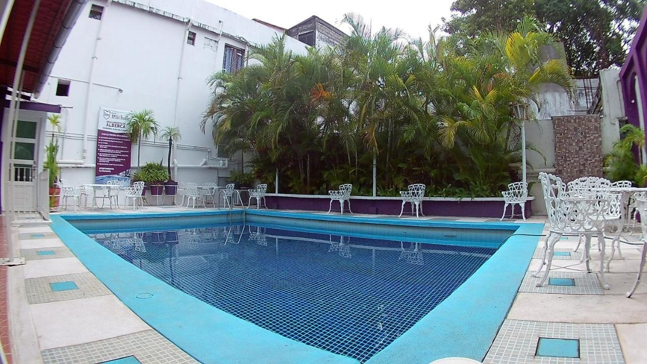 Hotel Michelle San Andrés Tuxtla Exteriör bild